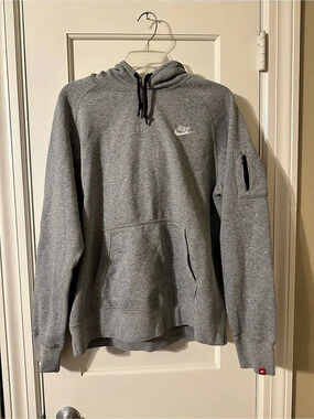 Nike Tech Fleece Pullover Hoodie Gray